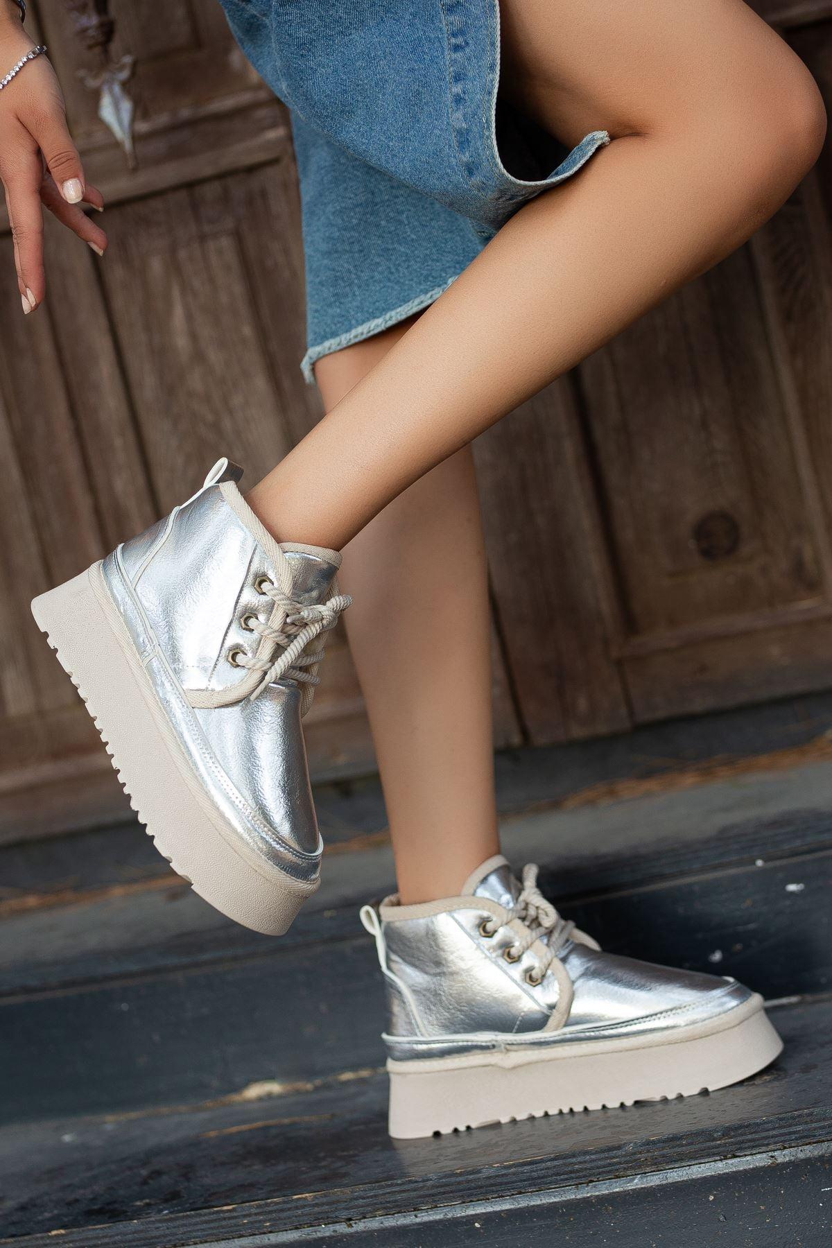 Women's Silver Shiny Leather Thick Soled Lace-Up Ankle Boots - STREETMODE™