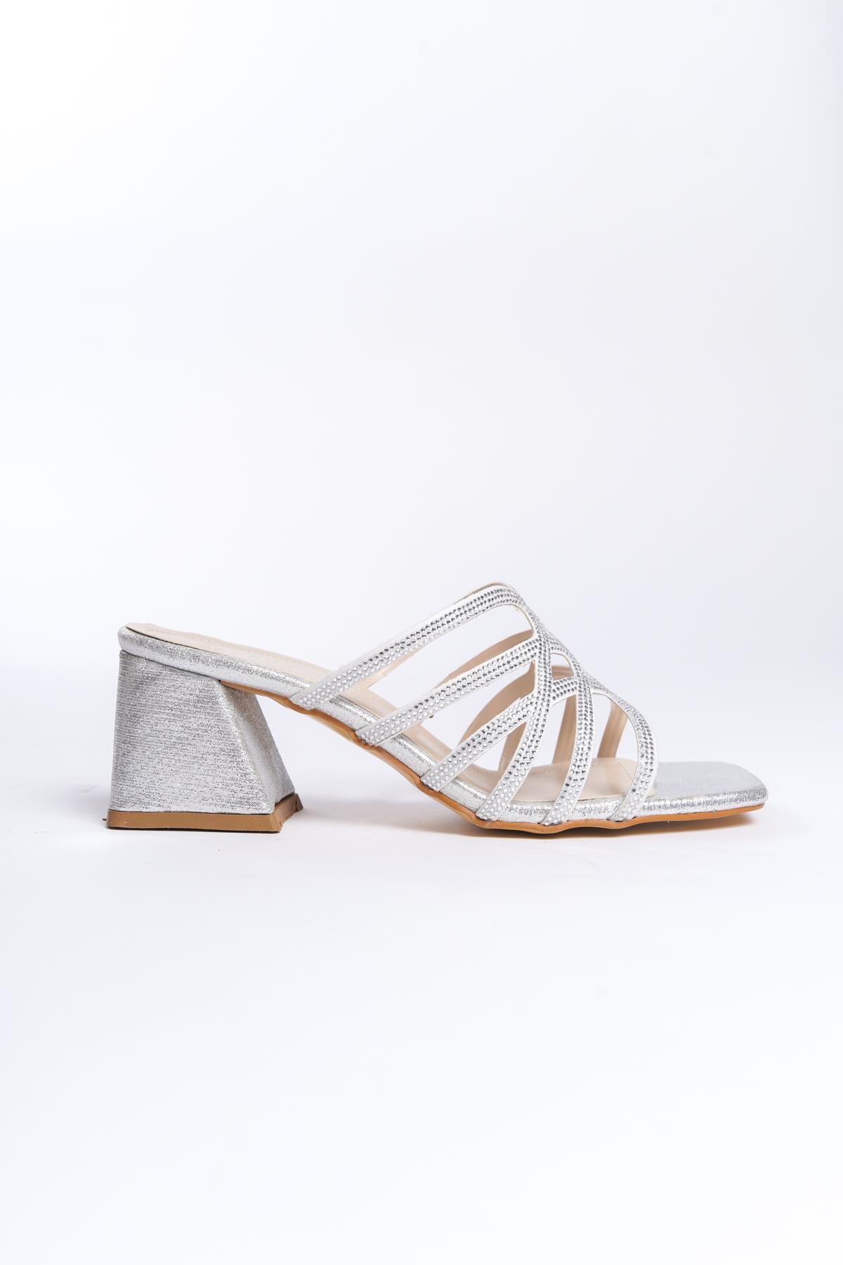 Women's Silver Stone Detailed 5 cm Heeled Slippers - STREETMODE™