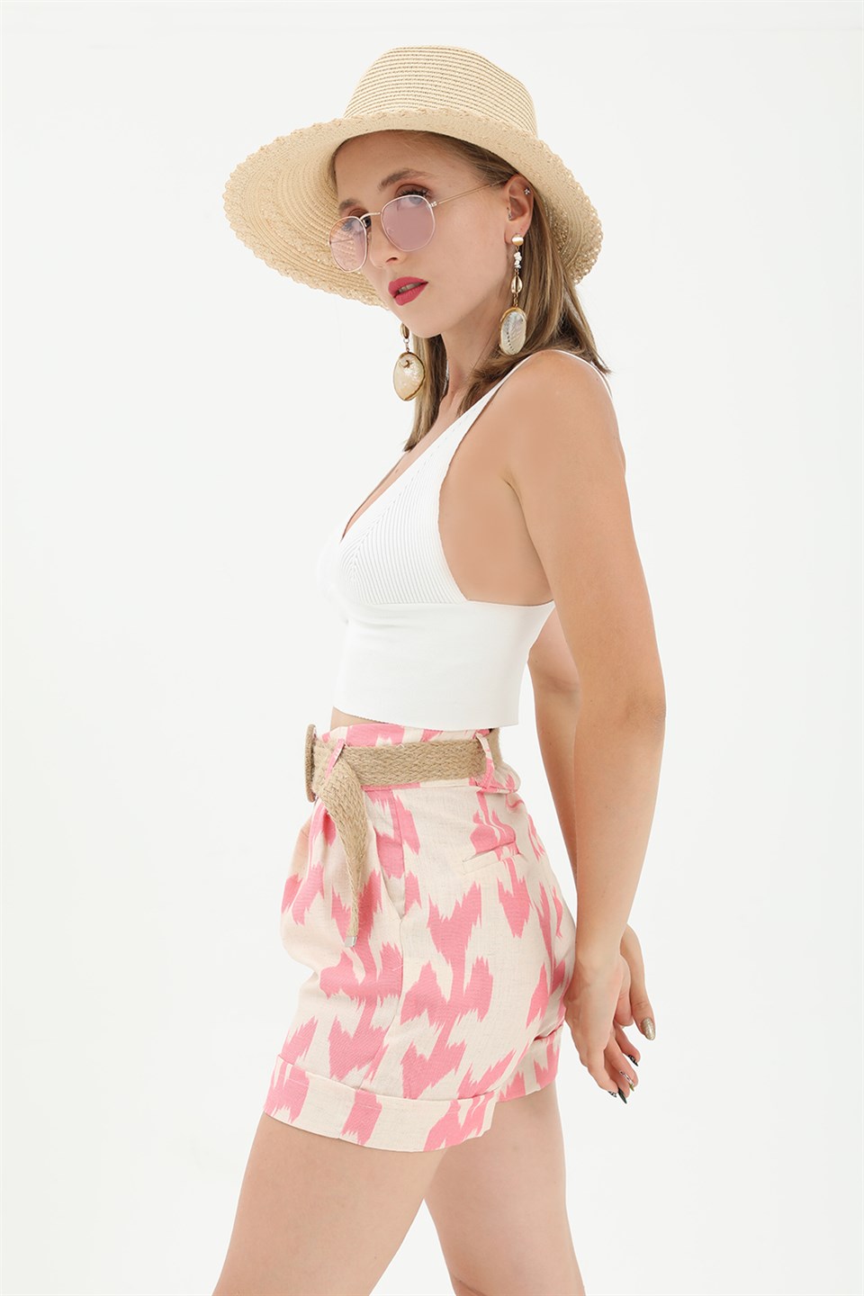 Women's Straw Belt Printed Linen Shorts - Pink - STREETMODE™