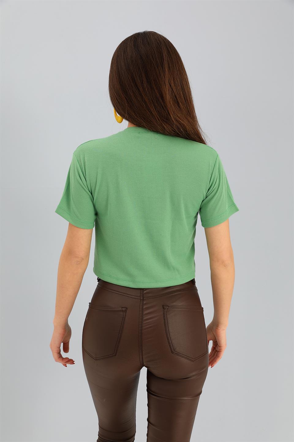 Women's Tshirt Crop Crew Neck Off Print - Green - STREETMODE™
