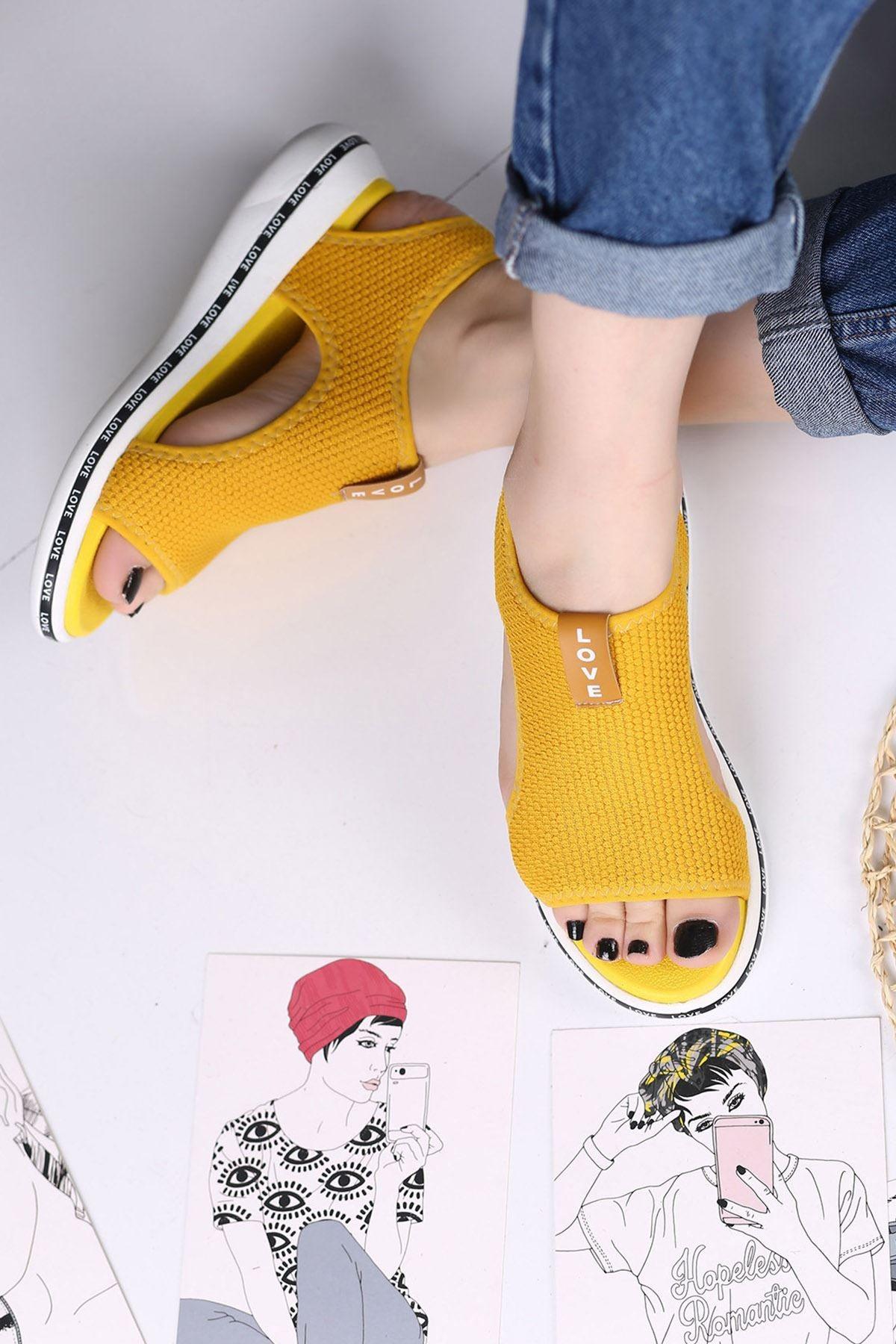 Women's Verşan Yellow Sneakers - STREETMODE™