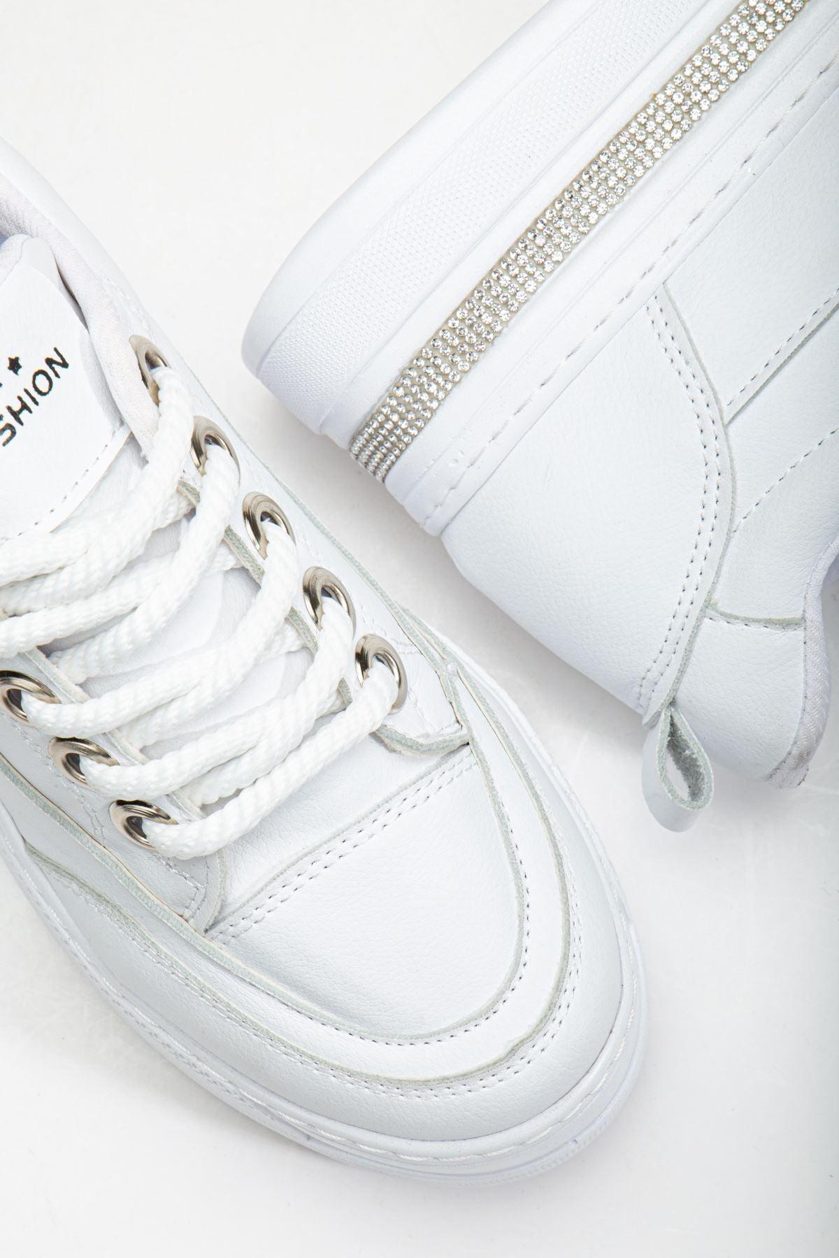 Women's White Hidden Heel Sneakers - STREETMODE™