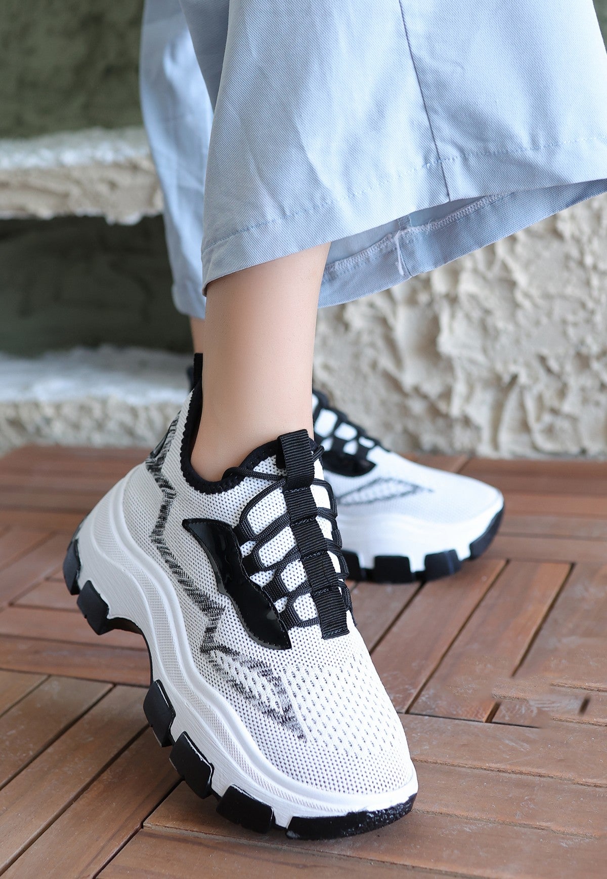 Women's White Knitwear Lace-Up Sports Shoes - STREETMODE™
