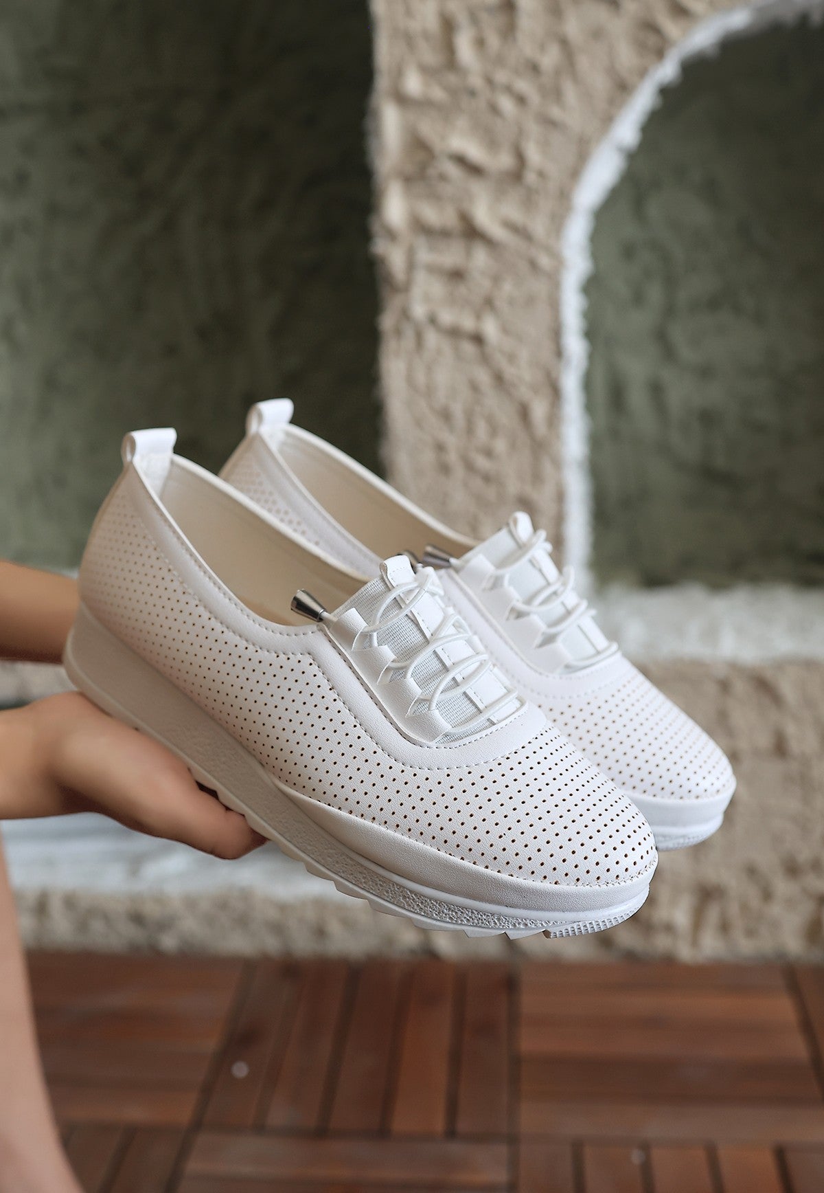 Women's White Leather Ballerina Shoes - STREETMODE™