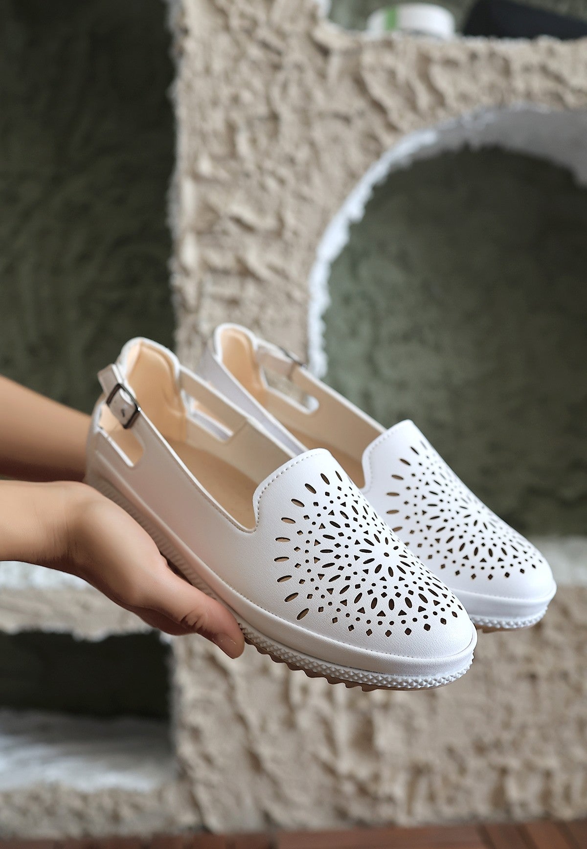 Women's White Leather Ballerina Shoes - STREETMODE™