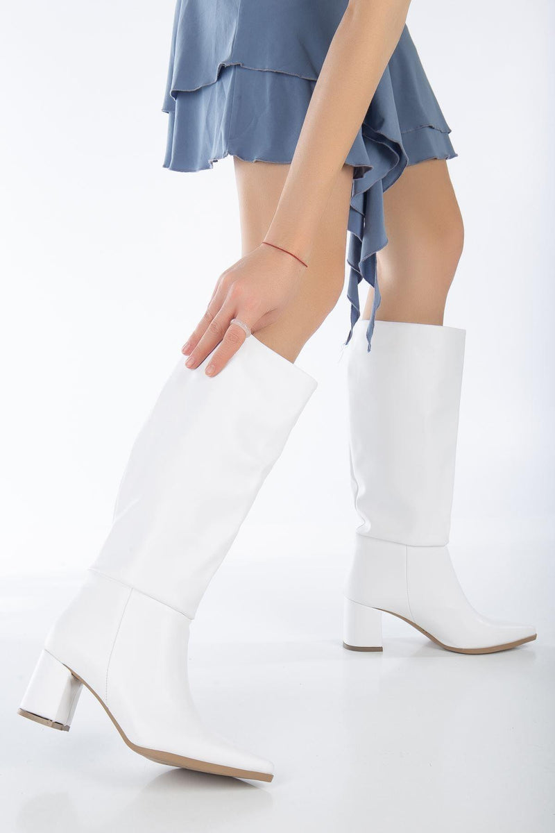 Women's White Skin Pointed Toe Pull On Boots - STREETMODE™