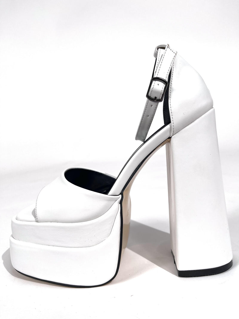 Women's Zoon White Skin High Double Platform Open-Front Sandals Shoes - STREETMODE™